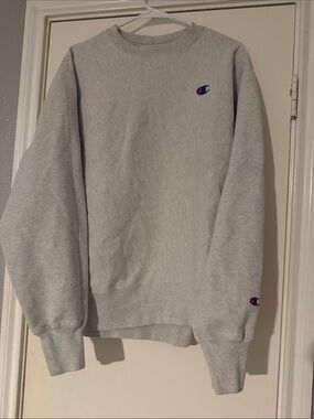Champion Gray Crewneck Sweatshirt  Classic Logo Pullover